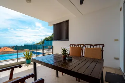 Hillside Seaview Residence, Karon – Foto 7